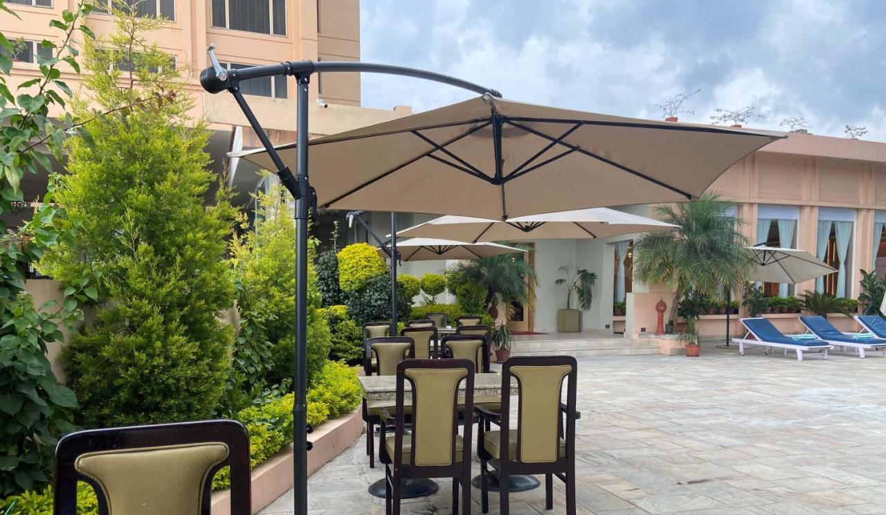 The Everest Hotel Kathmandu Exterior photo